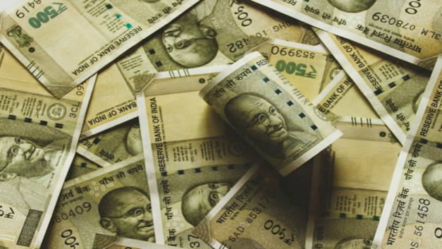 Should You Invest in Stocks, Mutual Funds, ETFs, or Gold? A Guide for Indian Investors